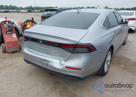 2023 Honda Accord Lx z USA, uszkodzony, nr VIN 1HGCY1F26PA029674